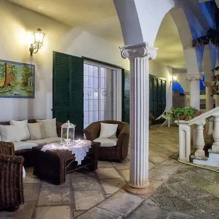 Vakantiehuis Michelle House Torre Suda